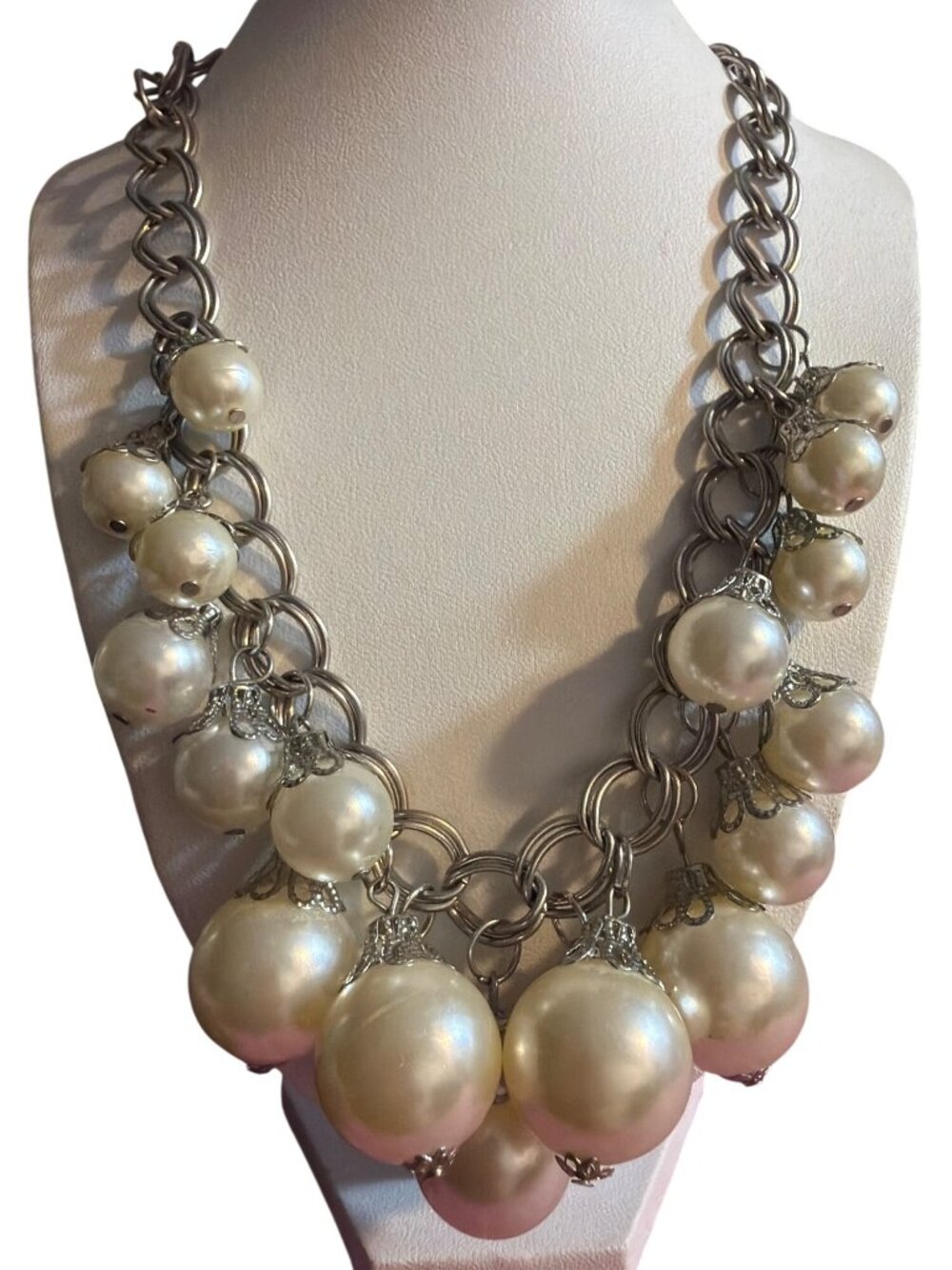 Chunky Statement Necklace Oversized Faux Pearls Silver Tone Chain Links Adj 20"